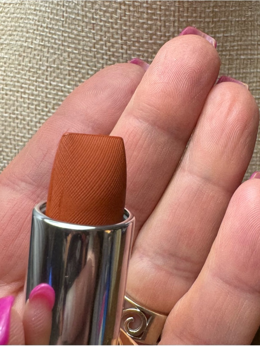 Prada Monochrome Hyper Matte 077 Arancio Lipstick Refillable Magnetic Case - Picture 10 of 15